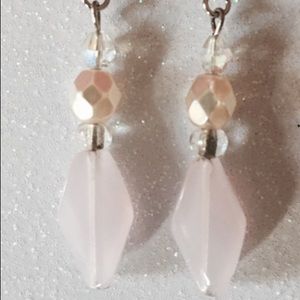 🌹✅Light Pink Geometric Earrings.